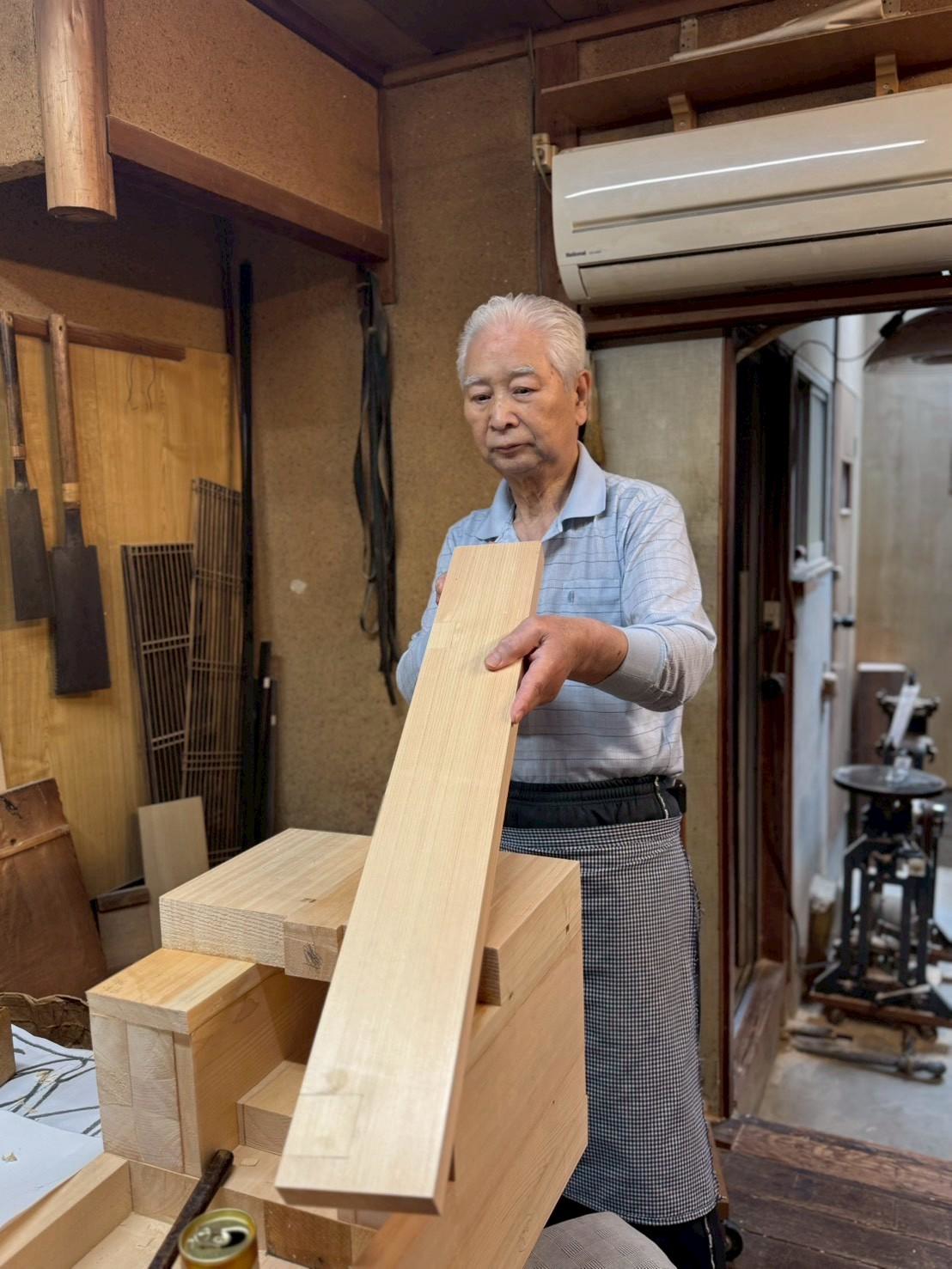 Kṣitigarbha Bodhisattva - Matching the tree 10